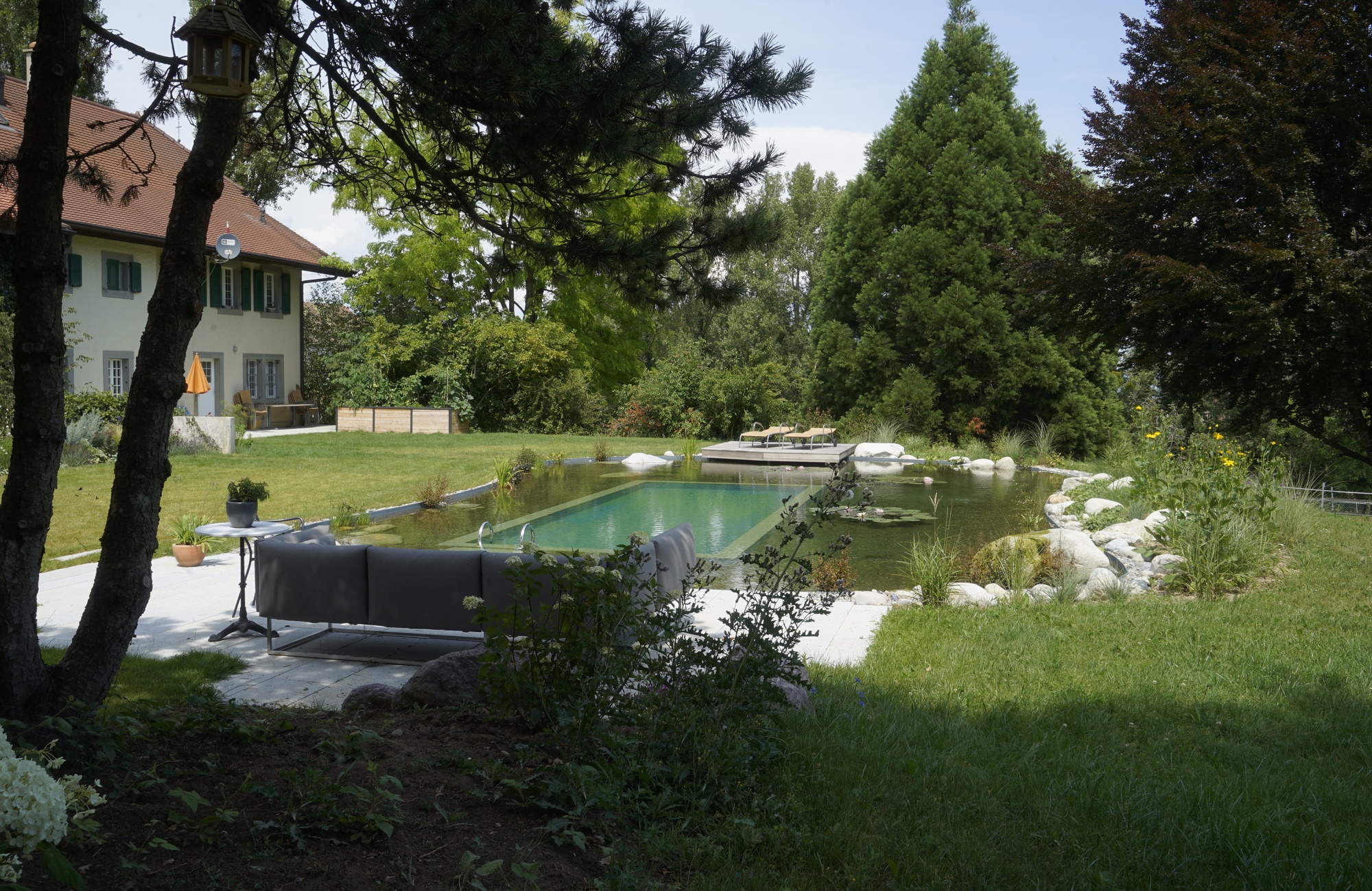 Naturteiche, Biotope & Poolanlagen